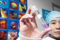 移植后肚子左侧老是跳动原因分析，是不是子宫收缩还不好说